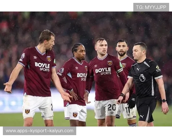 西汉姆前锋高点争顶头槌破门,带队完成逆转!